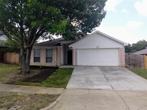 Building Photo - 6104 Brookfall Dr