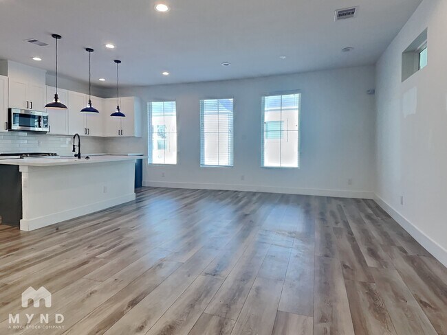 Foto del edificio - 2056 Johanna Dr