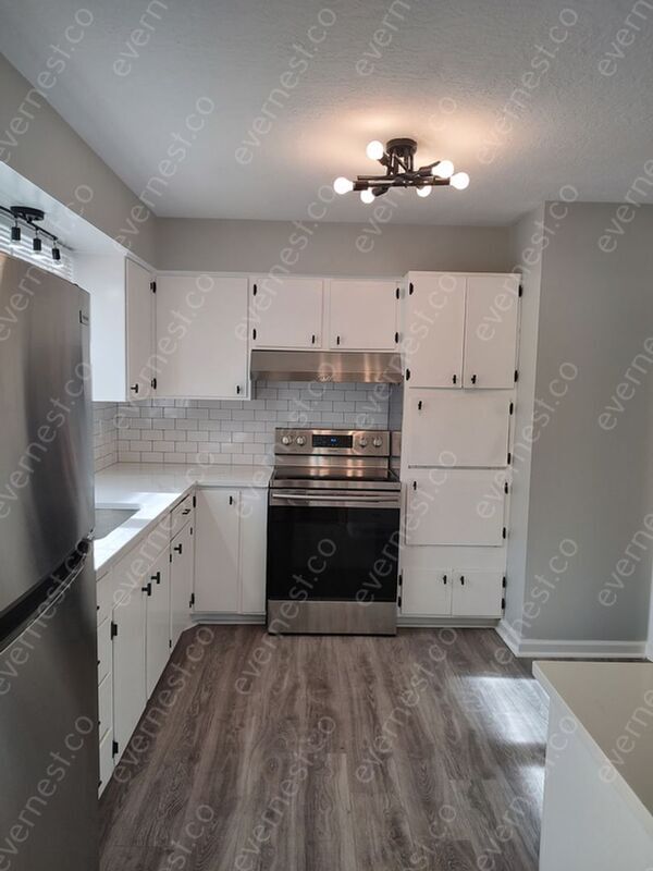 Building Photo - 9019 E 89th St