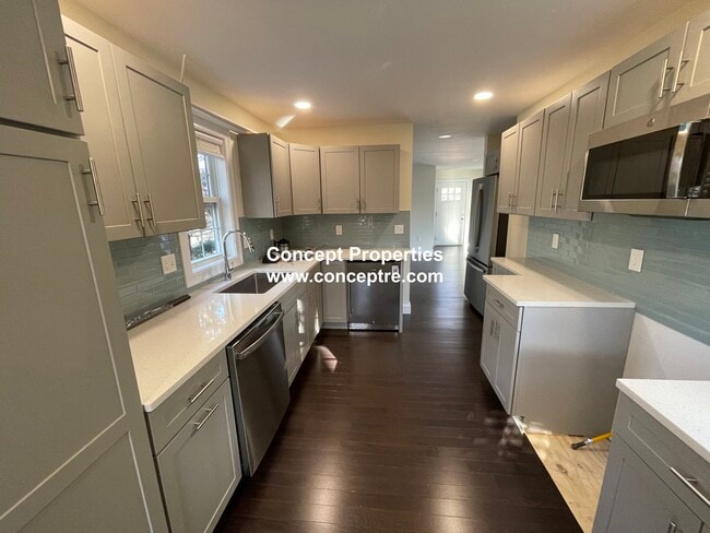 Building Photo - 48 Caldwell Rd