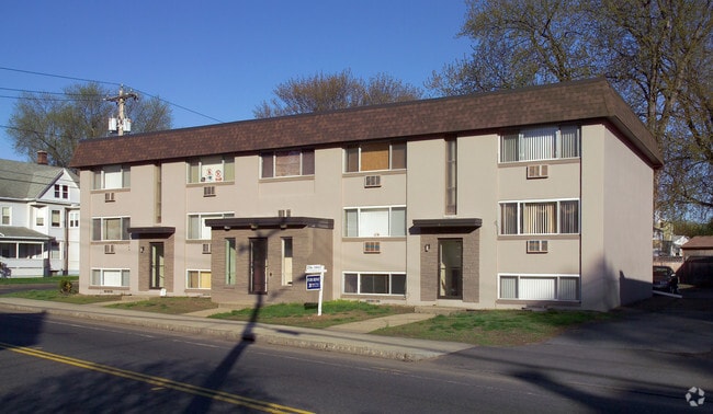 Building Photo - D&D Chicopee Realty