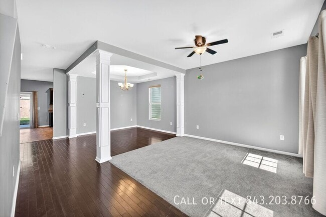 Building Photo - 165 Weeping Cypress Dr