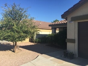 Building Photo - 2277 E Flintlock Pl