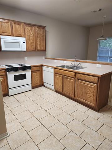 Building Photo - 1236 Trailwood Dr