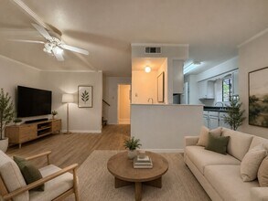 Building Photo - 7400 Bellerive Dr