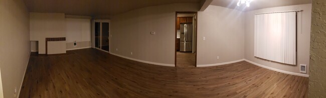 Building Photo - 17325 Stone Ct N