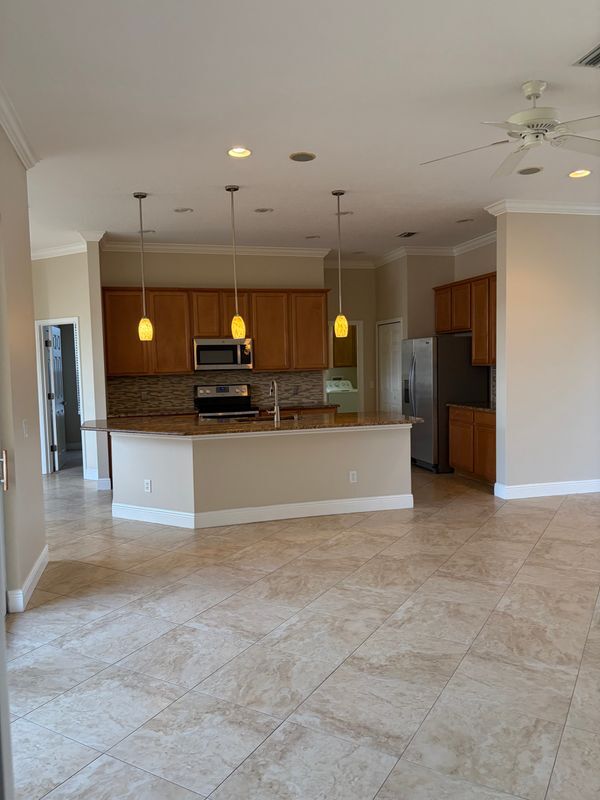 Foto del edificio - 7779 Arolla Pine Blvd
