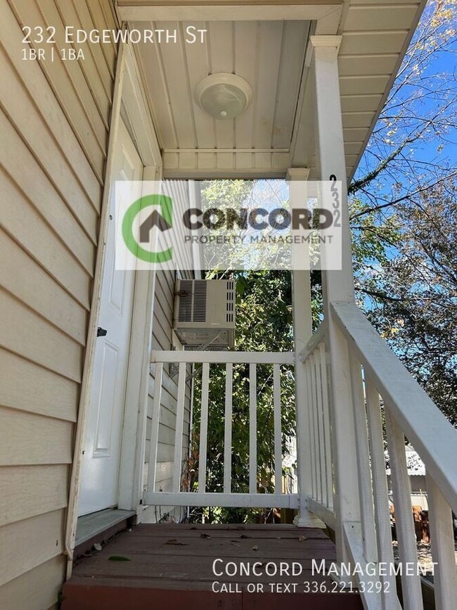 Foto del edificio - 232 Edgeworth St