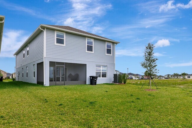 Foto del edificio - New 5 bedroom 3.5 bath with over 3000 living home in Tradition