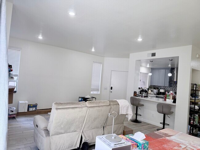 Foto del edificio - 12943 Homestead Pl