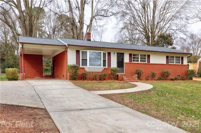 Building Photo - 329 Fieldstone Rd