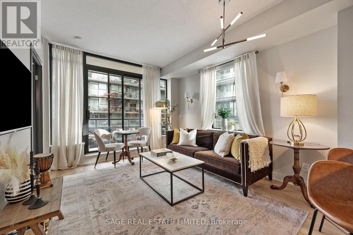 Photo principale - 438 King St W