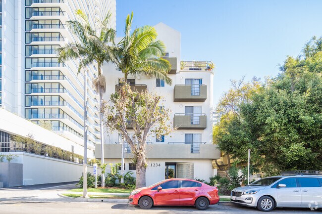 Exterior - 1234 Granville Ave