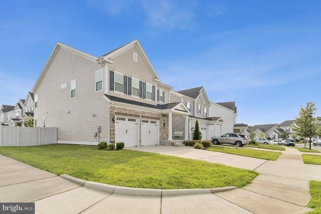 Building Photo - 1038 Aspen Rd