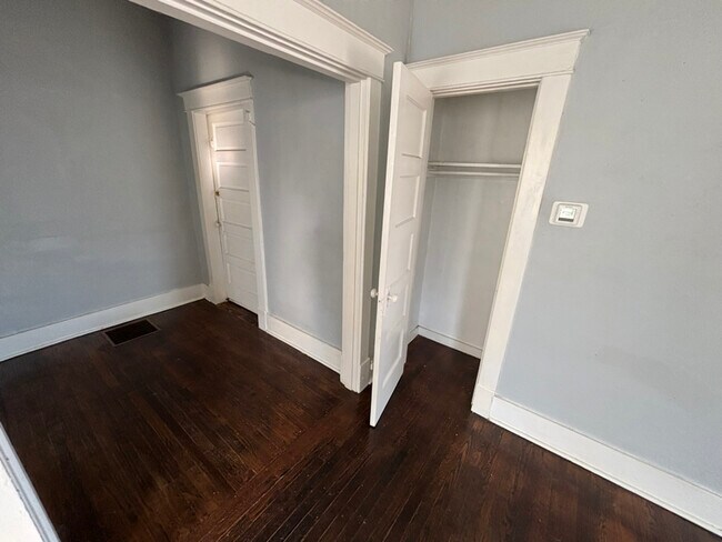 Foto del edificio - 159 N Belvedere Blvd