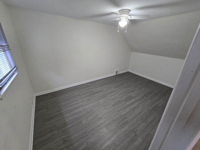 Foto del edificio - Cozy 3 Bedroom Home in Peaceful Kirkwood