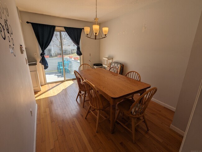 Building Photo - 157 Austin Ryer Ln