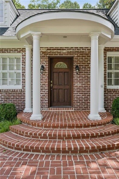 Foto del edificio - 1925 Colland Dr NW