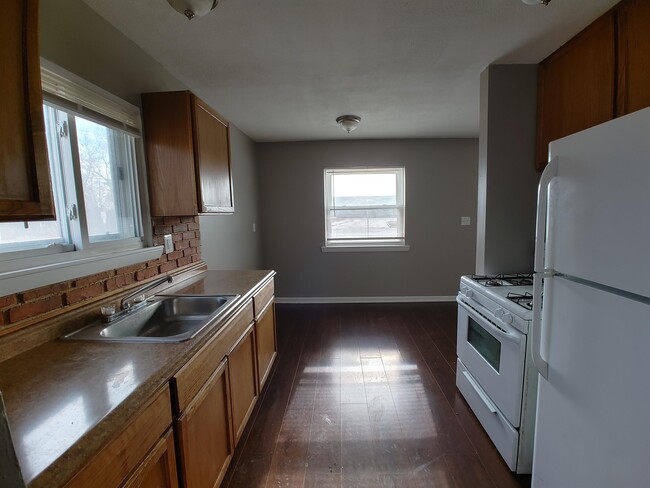 Foto del edificio - 27006 Beverly Rd