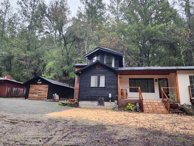 Building Photo - 3212 Calistoga Rd