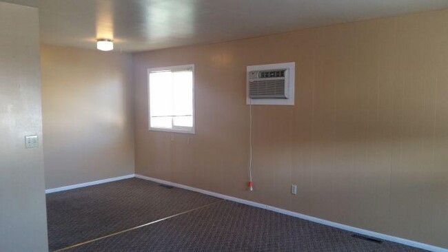 Building Photo - 2 bedroom in Billings MT 59102