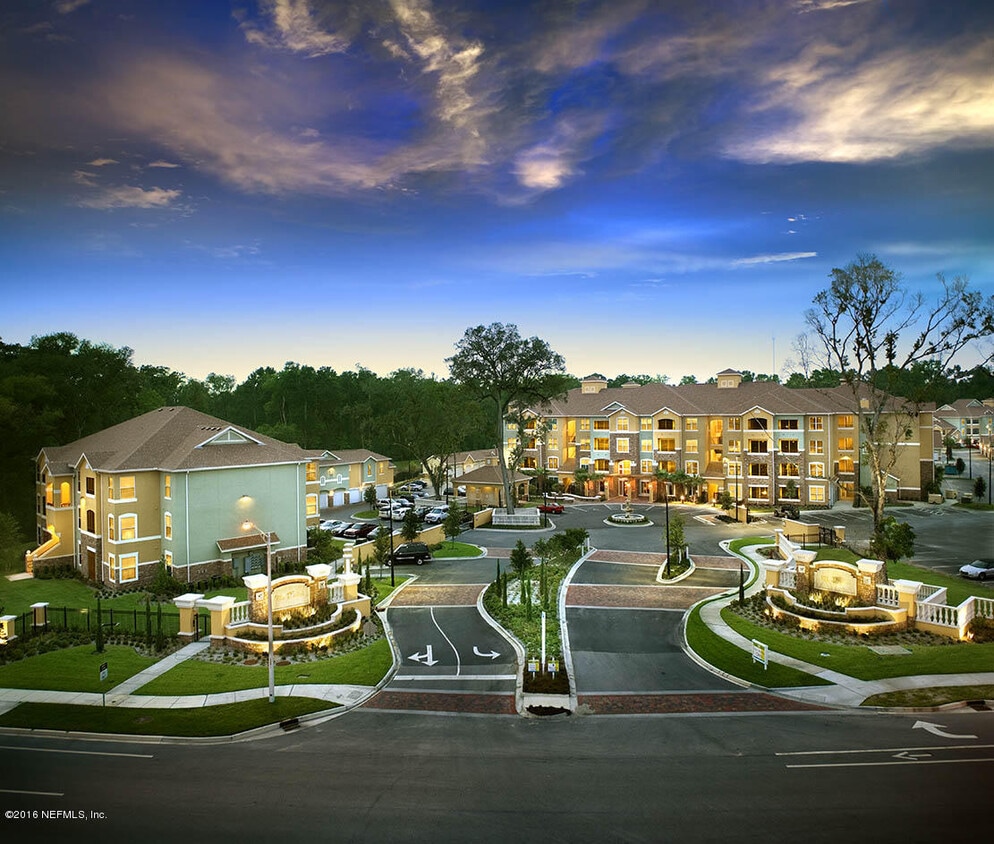 8539 Gate Pkwy W Unit 426, Jacksonville, FL 32216 Condo for Rent in