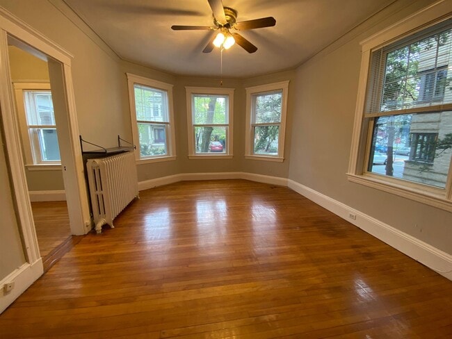 Building Photo - 8 Forest St