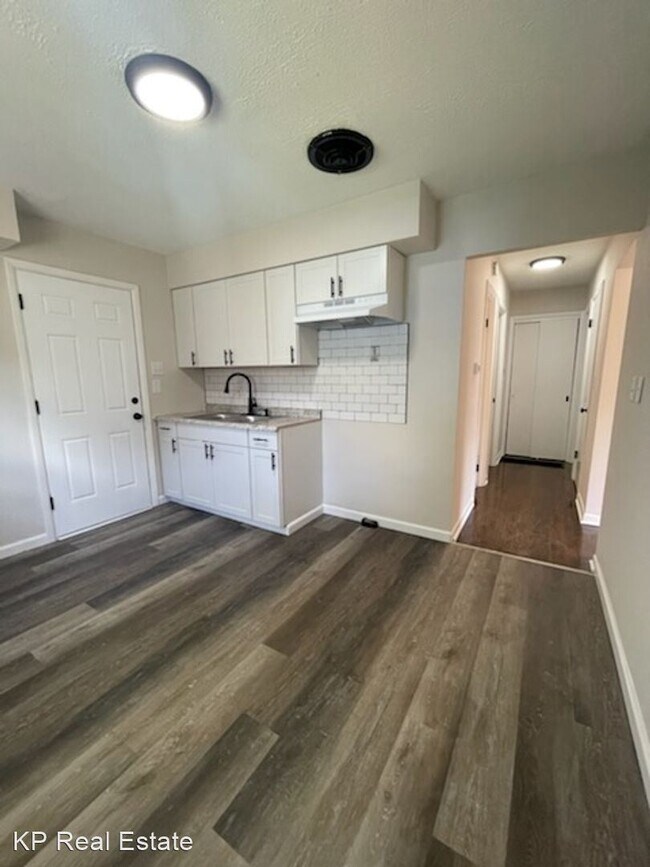 Building Photo - 2 br, 1 bath House - 1536 Thomas Ave.
