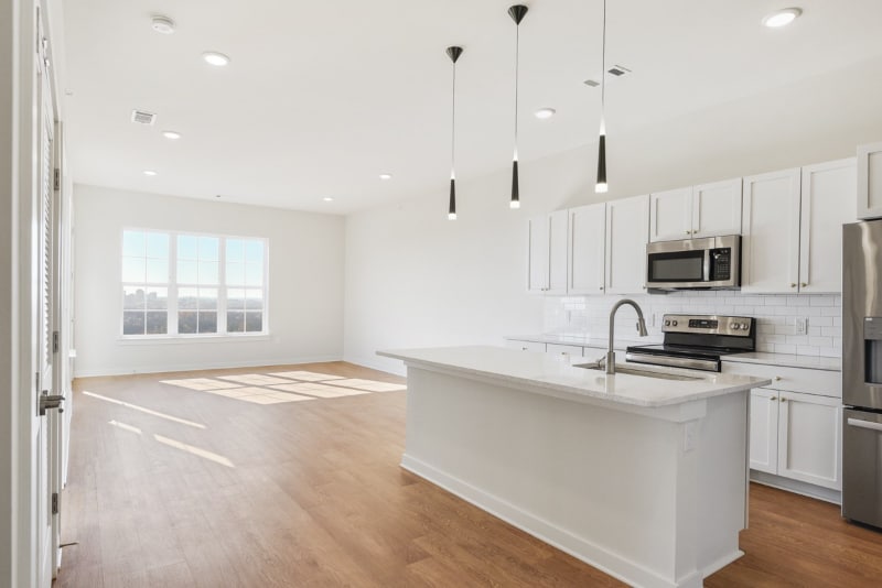 Photo - 2900 Edwin St