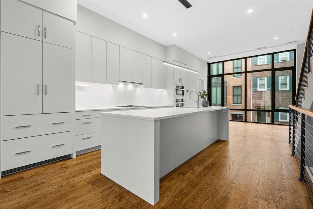 Foto principal - 1-17 Edgerly Pl