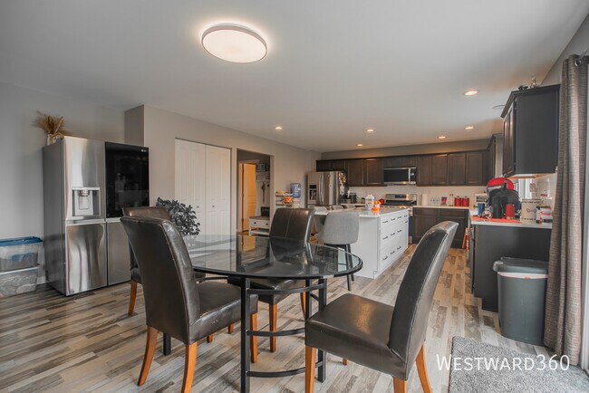 Foto del edificio - 2971 Ellsworth Dr