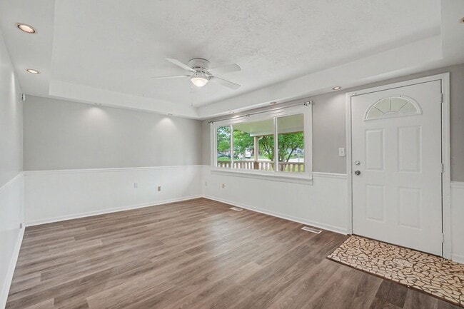 Building Photo - Cute and Cozy 3 Bed 1 Bath Home