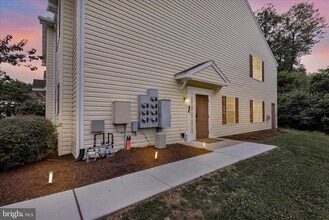 Building Photo - 182 Christine Dr