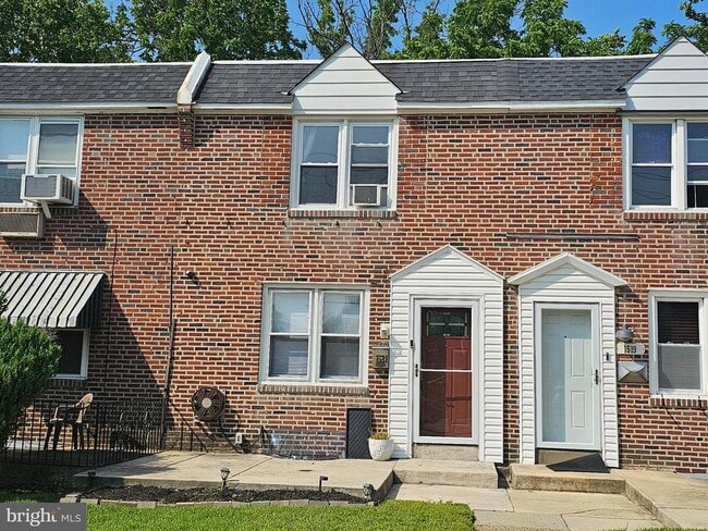Building Photo - 1521 West End Dr