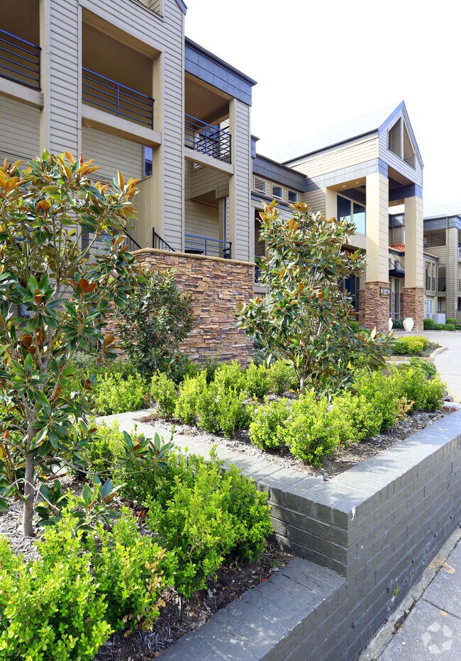 The Oasis Apartments Dallas, TX