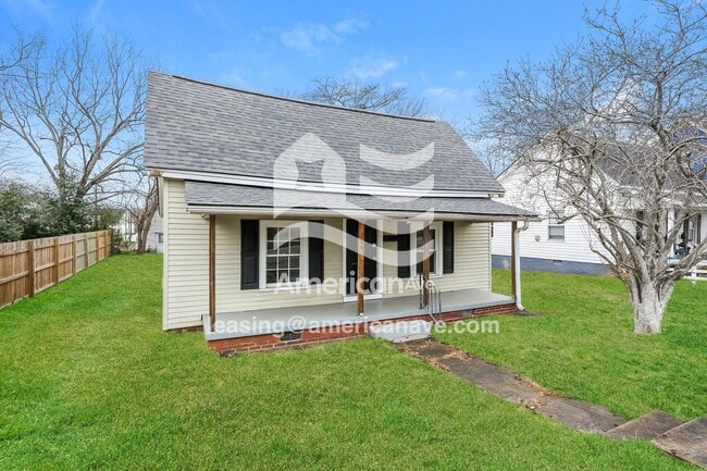 Building Photo - 204 Woodside Ave