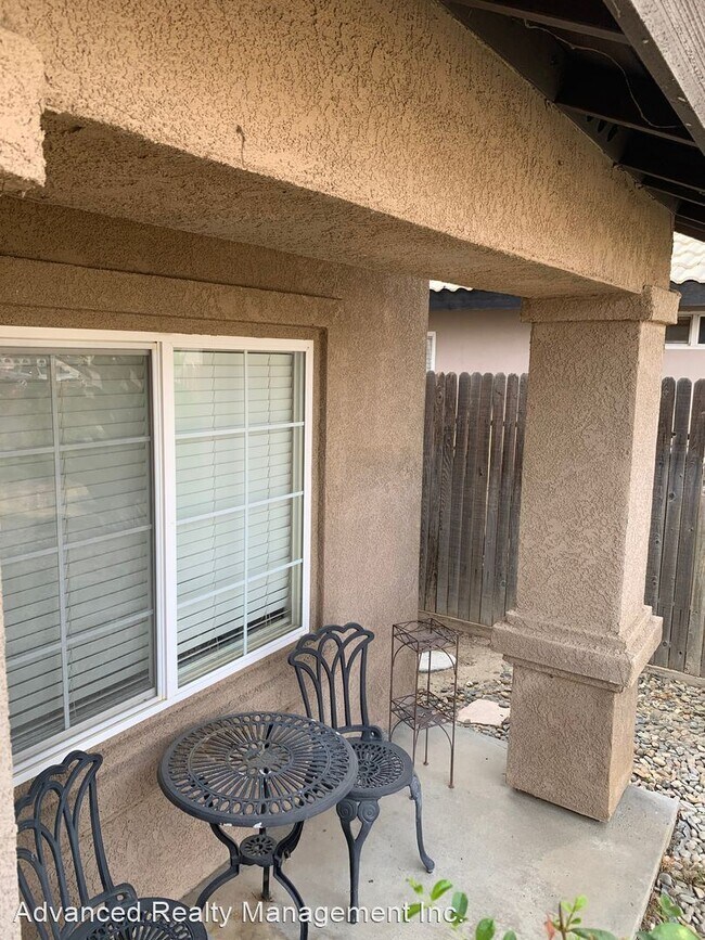Foto del edificio - 4 br, 2 bath House - 4911 Smokey Mountain Way