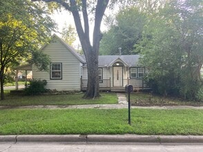 Building Photo - 121 Michigan St