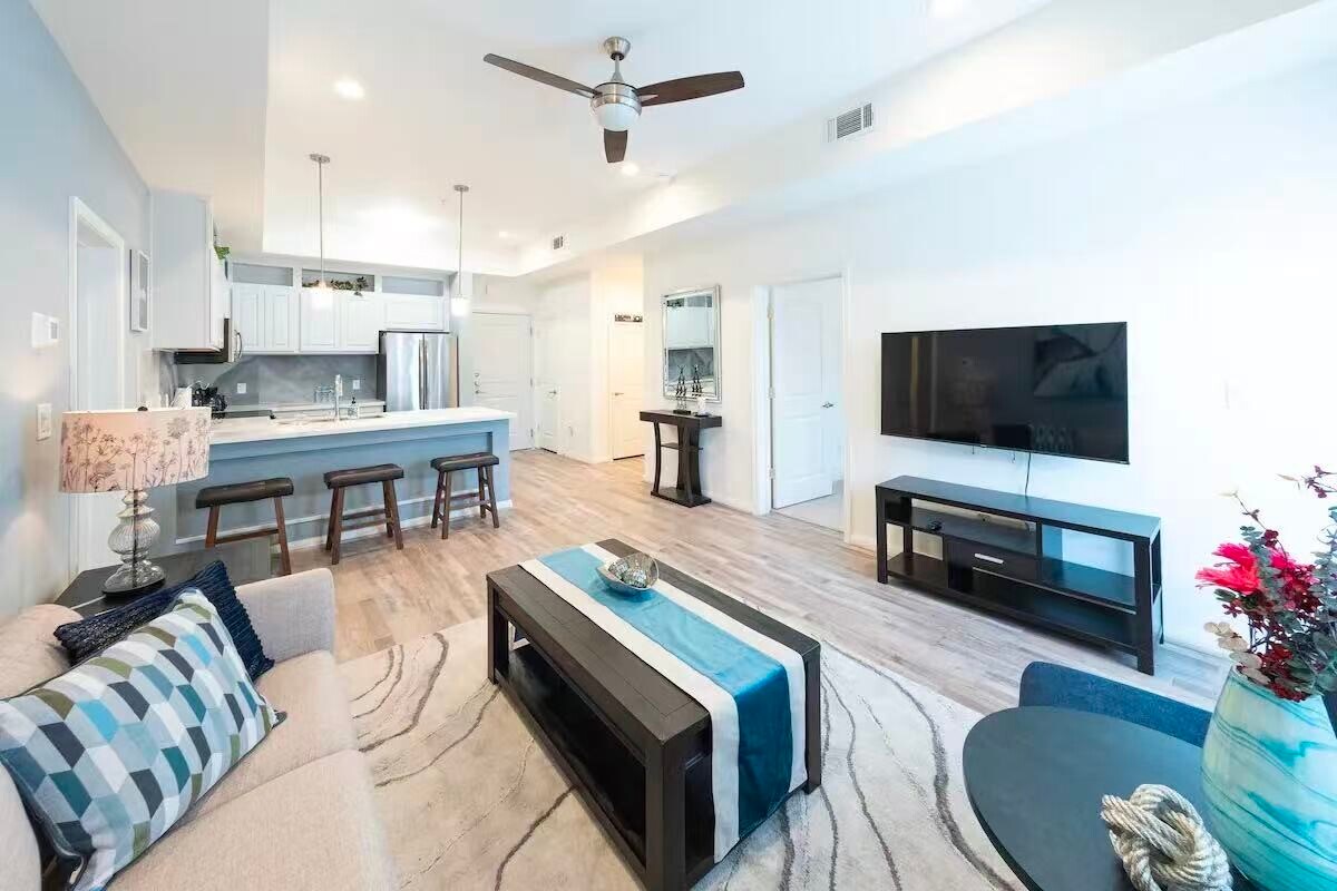 Foto principal - 1207 Grand W Blvd
