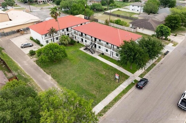 Building Photo - 1105 W Stubbs St