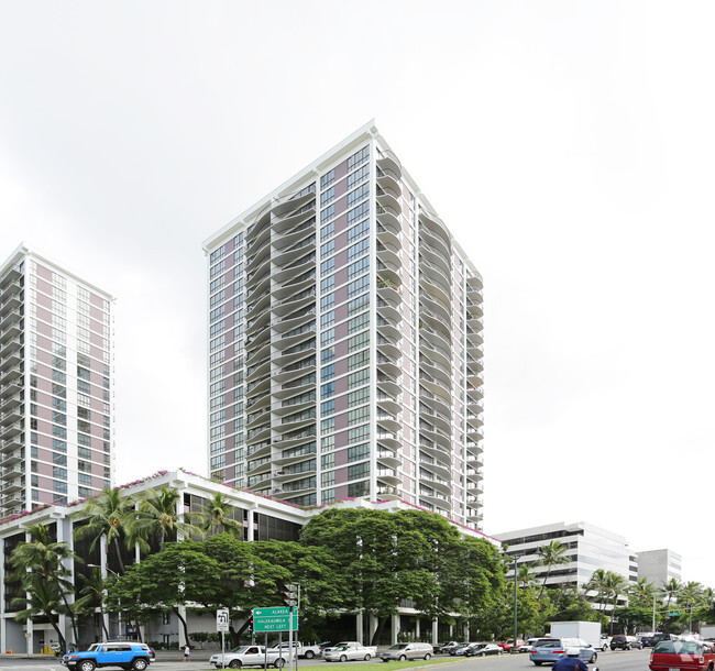 Primary Photo - Harbor Square