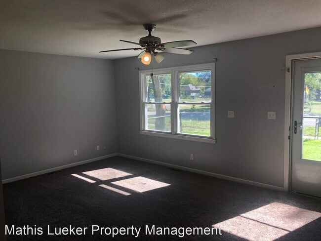 Building Photo - 4 br, 2 bath House - 610 W 12th