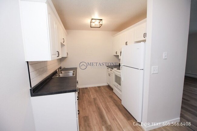 Foto del edificio - 308 S Lewis Ave