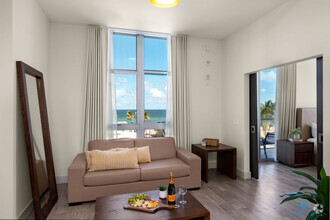 Building Photo - 777 N Ocean Dr