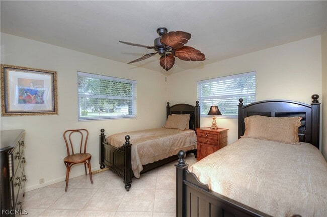 Building Photo - 5652 Eichen Cir