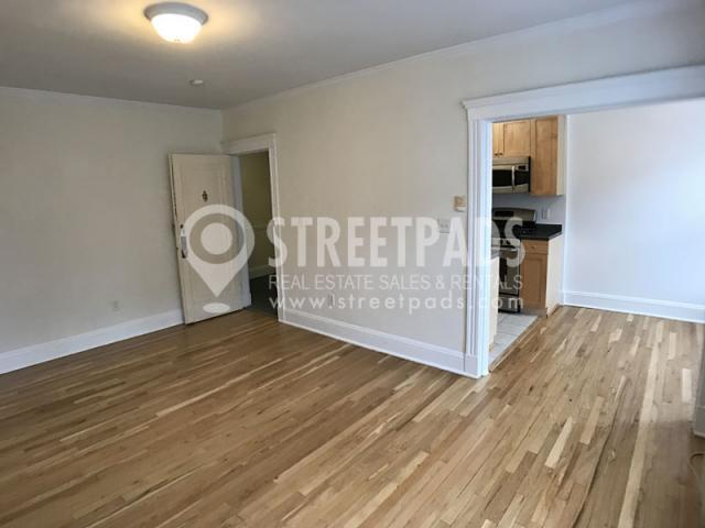 Building Photo - 2 bedroom in Cambridge MA 02138