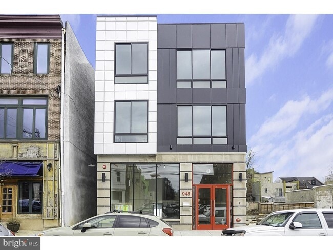 Building Photo - 2bd/2.5ba Northern Liberties Apartment w/ ...
