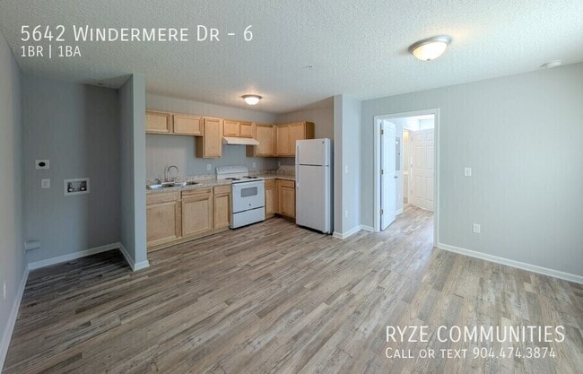 Building Photo - 5642 Windermere Dr
