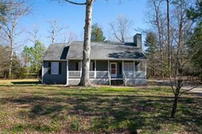 Call Sabrina at 757-767-0767 for more information - Call Sabrina at 757-767-0767 for more information House