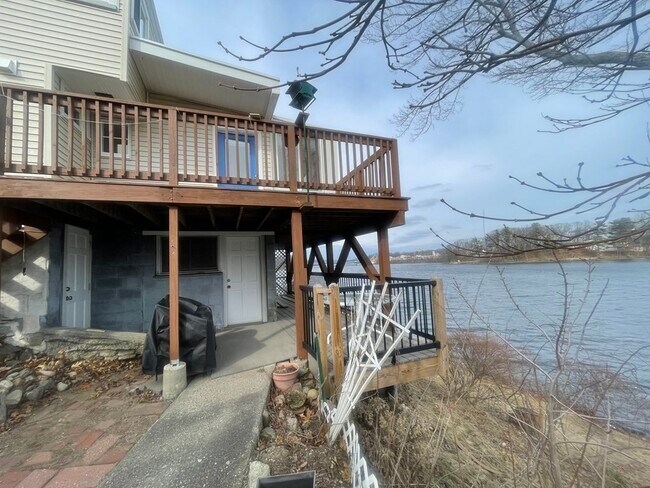 Foto del edificio - 157 Lake Ave